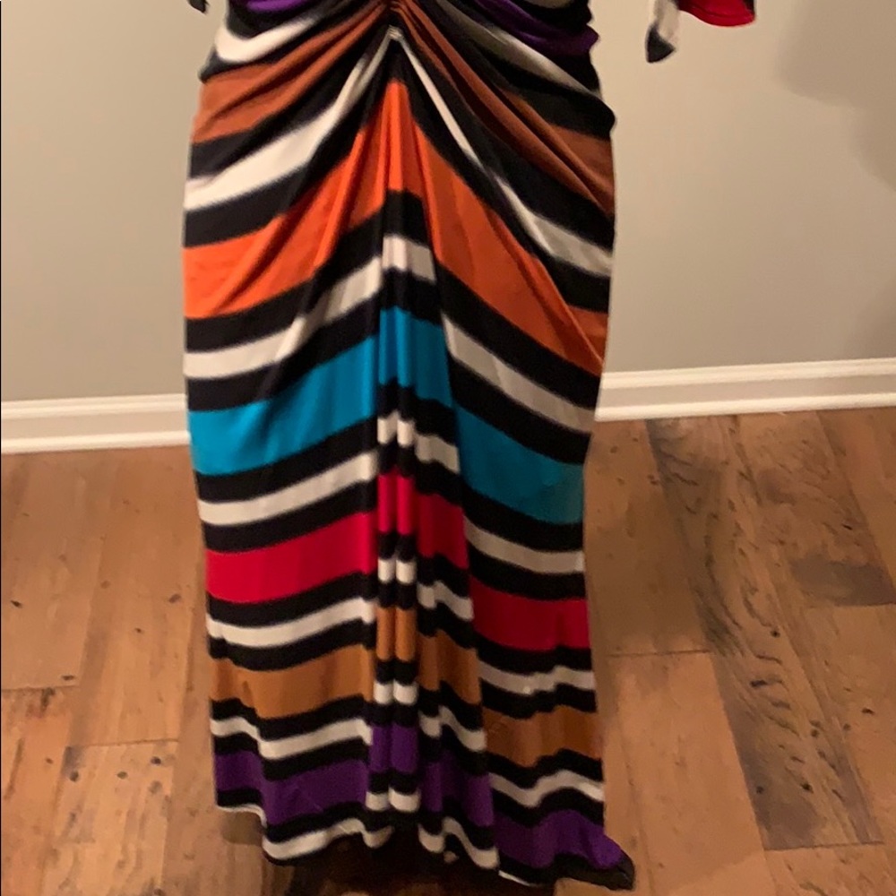 Muse High-Low Maxi Dress - Picture 3 of 12